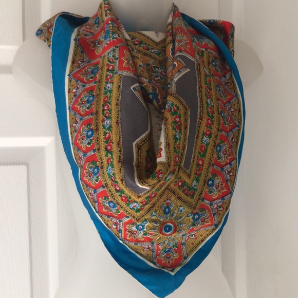 VTG Creation by Deelee  All Silk Hand rolled scarf Medallion Pattern - Picture 1 of 15